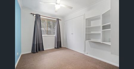 SUPERB FAMILY HOME - Photo 2