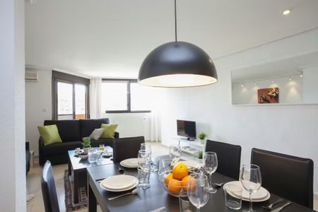 Carrer Sants Just i Pastor, Valencia, Valencian Community 46022 - Photo 5