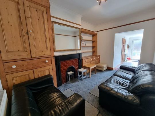 5 bedroom terraced house to rent - Photo 1