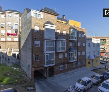 madrid, Community of Madrid 28011 - Photo 5