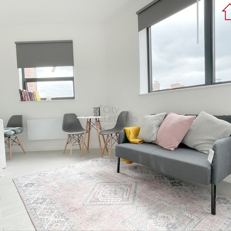 1 Bedroom Studio - Photo 1