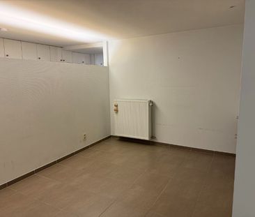 Ruim appartement op centrale ligging - Photo 5