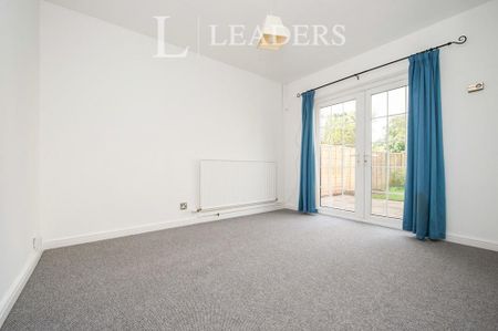 3 bedroom terraced house to rent - Photo 2