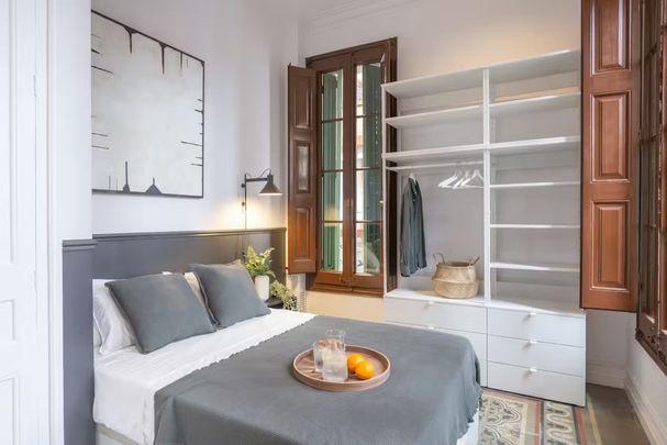 Carrer de lEscorial, Barcelona, Catalonia 08024 - Photo 1