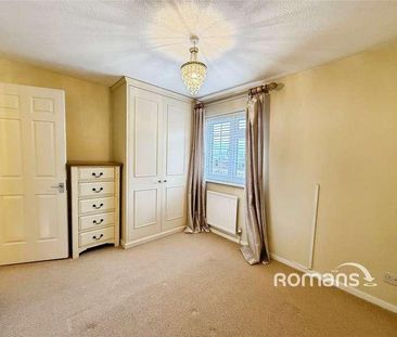 Orchard Drive, Wooburn Green, High Wycombe, HP10 - Photo 5