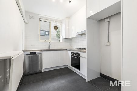 Smart and stylish apartment - Photo 3