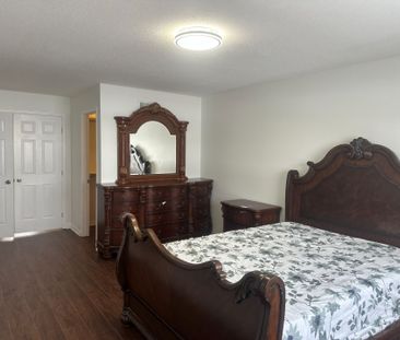 For Lease - 454 Wisteria Crescent, Hunt Club - Windsor Park Village... - Photo 3