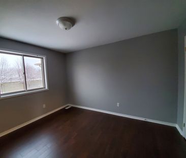 For Lease - 23 Kendrick Court, Hamilton, Ontario - Photo 6