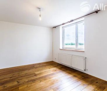 PRONÁJEM BYTU 1+KK 38 m - Fotografie 2