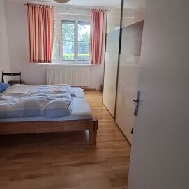 Praktisch geschnittene 2-Raum-Wohnung in zentraler Lage von Grieskirchen - HIGHLIGHT: separate Küche mit Fenster. - Foto 2