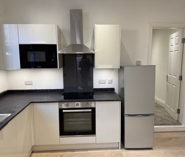 1 Bed Terraced House, Penny Lane, L18 - Photo 6