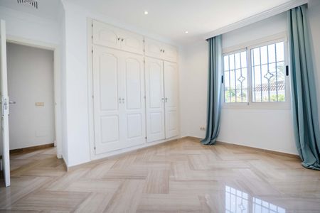 Nueva Atalaya, Estepona East, Estepona, Andalusia 29688 - Foto 4