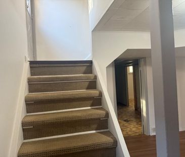 For Lease - 416 Lees Lane, Oakville, Ontario - Photo 4