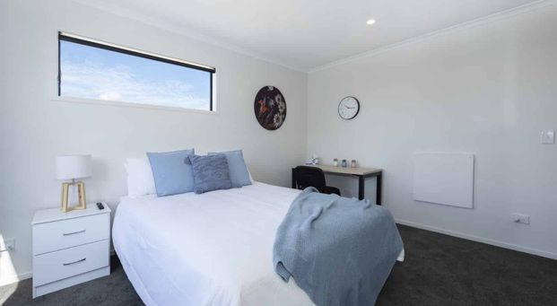 Modern Studio Rooms for Rent - Photo 1