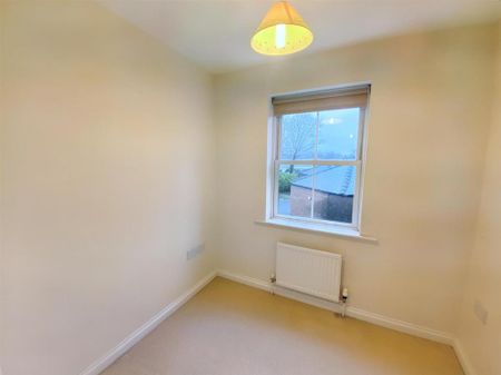 3 bedroom apartment to rent - Photo 3