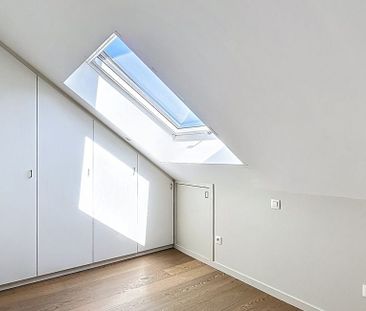 Appartement te huur in Etterbeek voor € 1.250 met 2 slaapkamers - Photo 2