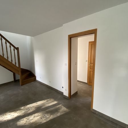Location Maison 2 pièces 49m² DOMART EN PONTHIEU 80620 - Photo 4