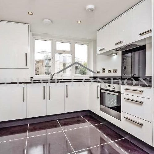 8 Limerick Close, Balham - Photo 1