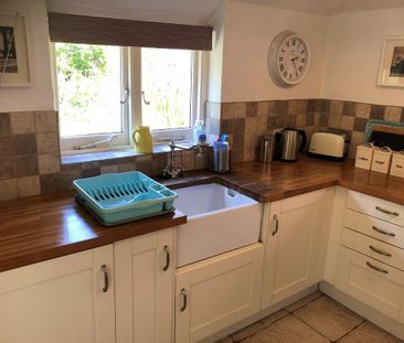 3 bedroom cottage to rent - Photo 2