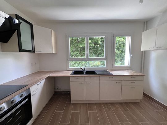 Location appartement 5 pièces, 92.96m², Châtillon - Photo 1