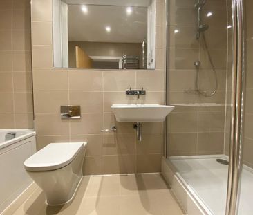 4 bedroom terraced house to rent - Photo 5