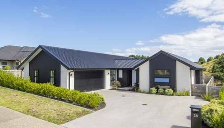 Quality in Pyes Pa - $ 820 per week - Photo 4