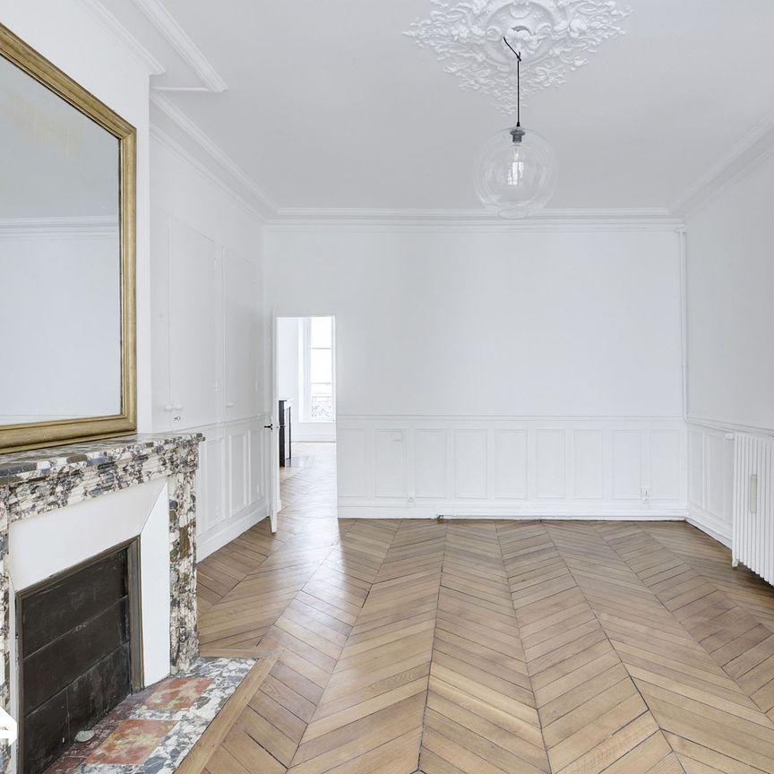 4427 - Location Appartement - 3 pièces - 103 m² - Paris (75) - Beaux Arts / Bonaparte - Photo 1