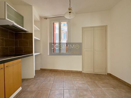 Location Appartement 2 pièces 36m² PUGET VILLE 83390 - Photo 4