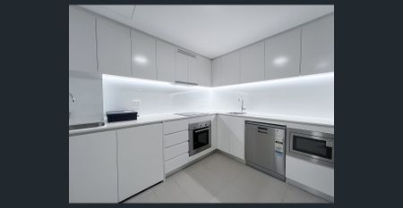 Modern designed 1-bedroom in Heart of Meadowbank! - Photo 3