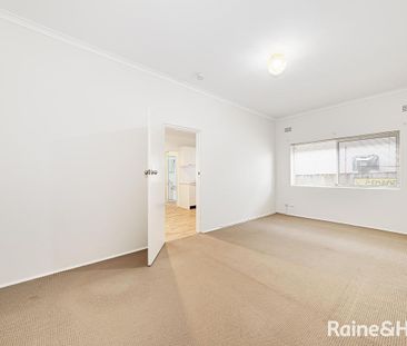 1/60 Moverly Road, Maroubra, NSW 2035 - Photo 2