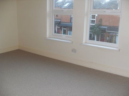 5 Bed Terraced House, Highbury Road, B14 - Photo 3