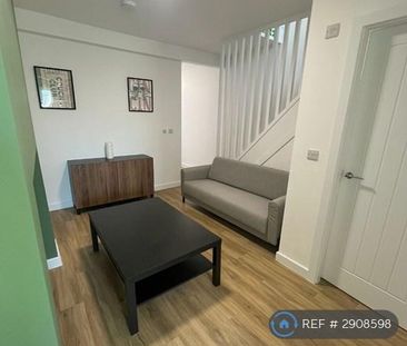 1 bedroom in a house share to rent - Photo 3