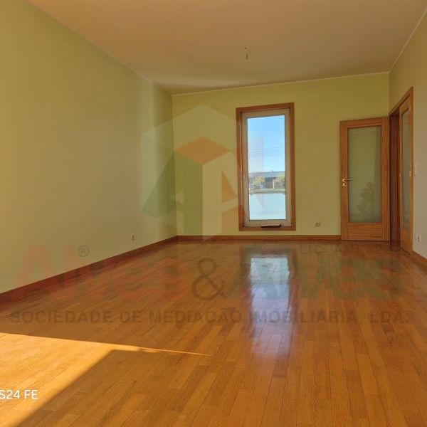 Apartamento T2 em Porto - Foto 1
