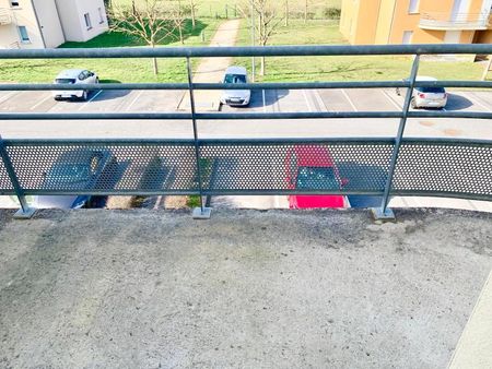 Location Appartement 2 pièces 48m² CHAUMONT 52000 - Photo 5