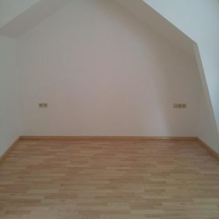 Helle, ruhige Stadtwohnung ab April zu mieten - Foto 4