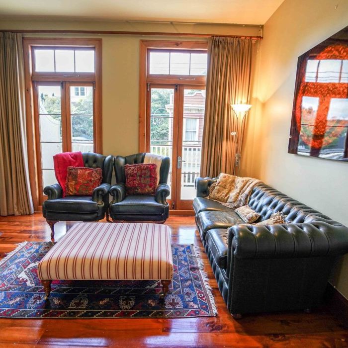 Delightful two bedroom apartment on Tinakori Road - Photo 1