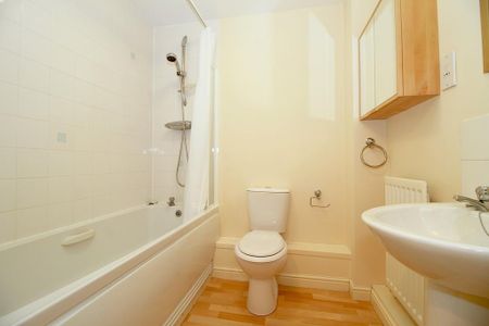 2 bedroom apartment to rent - Photo 5