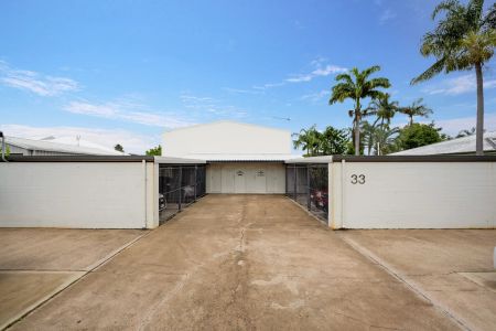 Low-Maintenance Living in a Boutique Setting! - Photo 4