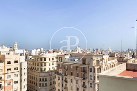 5 bedroom luxury penthouse for rent in Valencia, Spain - Photo 5