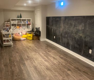 For Lease - 97 Verdi Road, Richmond Hill, Ontario - Photo 3