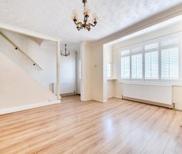 3 bedroom terraced house to rent - Photo 3