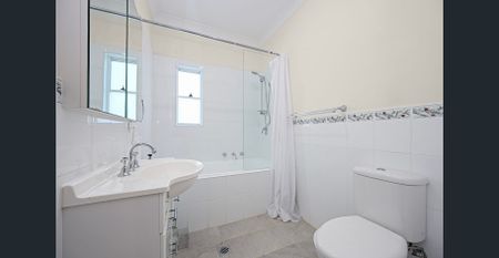 Kingswood Family Gem - Photo 3