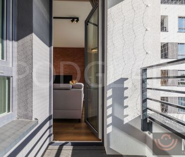 Dwupokojowe mieszkanie z klimatyzacją - Zdjęcie 1