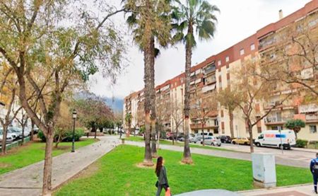 Alquiler de piso en Calle Miraflores - Photo 4