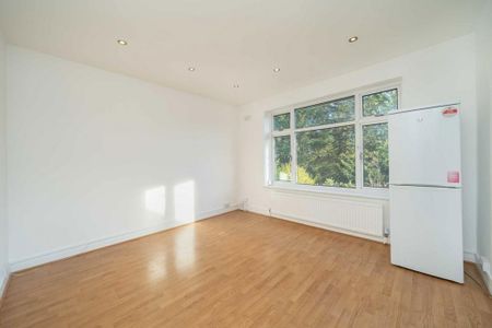 3 bedroom maisonette to rent - Photo 5