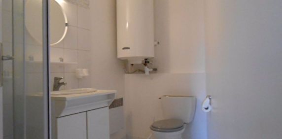 Location Appartement 1 pièce 25m² ARPAJON 91290 - Photo 2