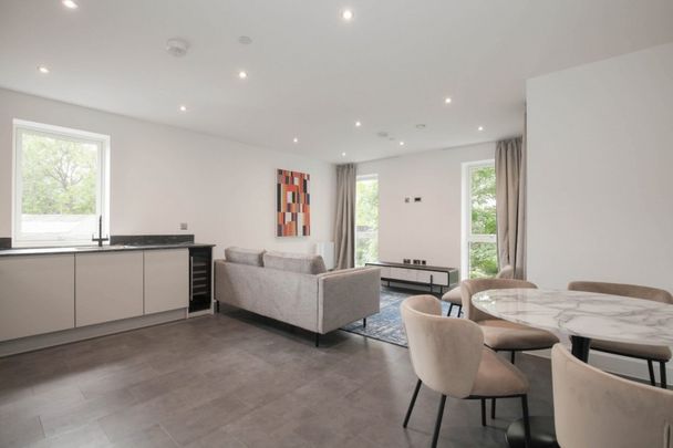 56a Kew Bridge Road, Brentford,TW8 - Photo 1