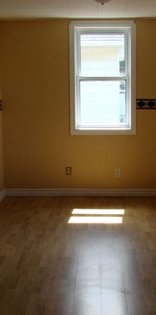 21 Newgreen Cres - Photo 1