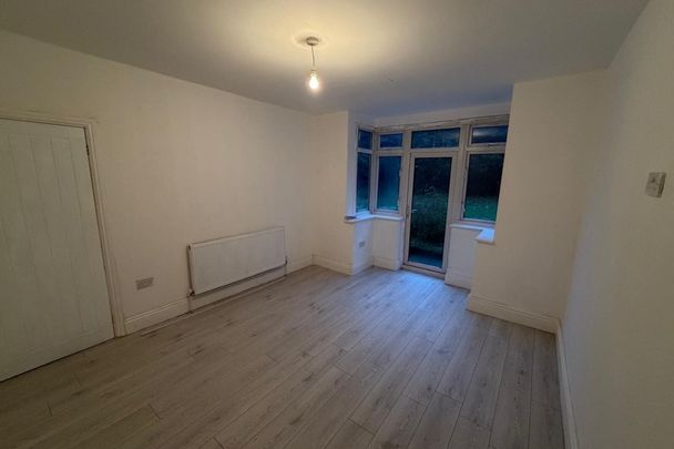 Heythrop Grove - Photo 1