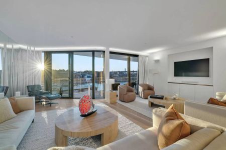 Opera Residences - Prestigious Harbourside Living - Photo 4